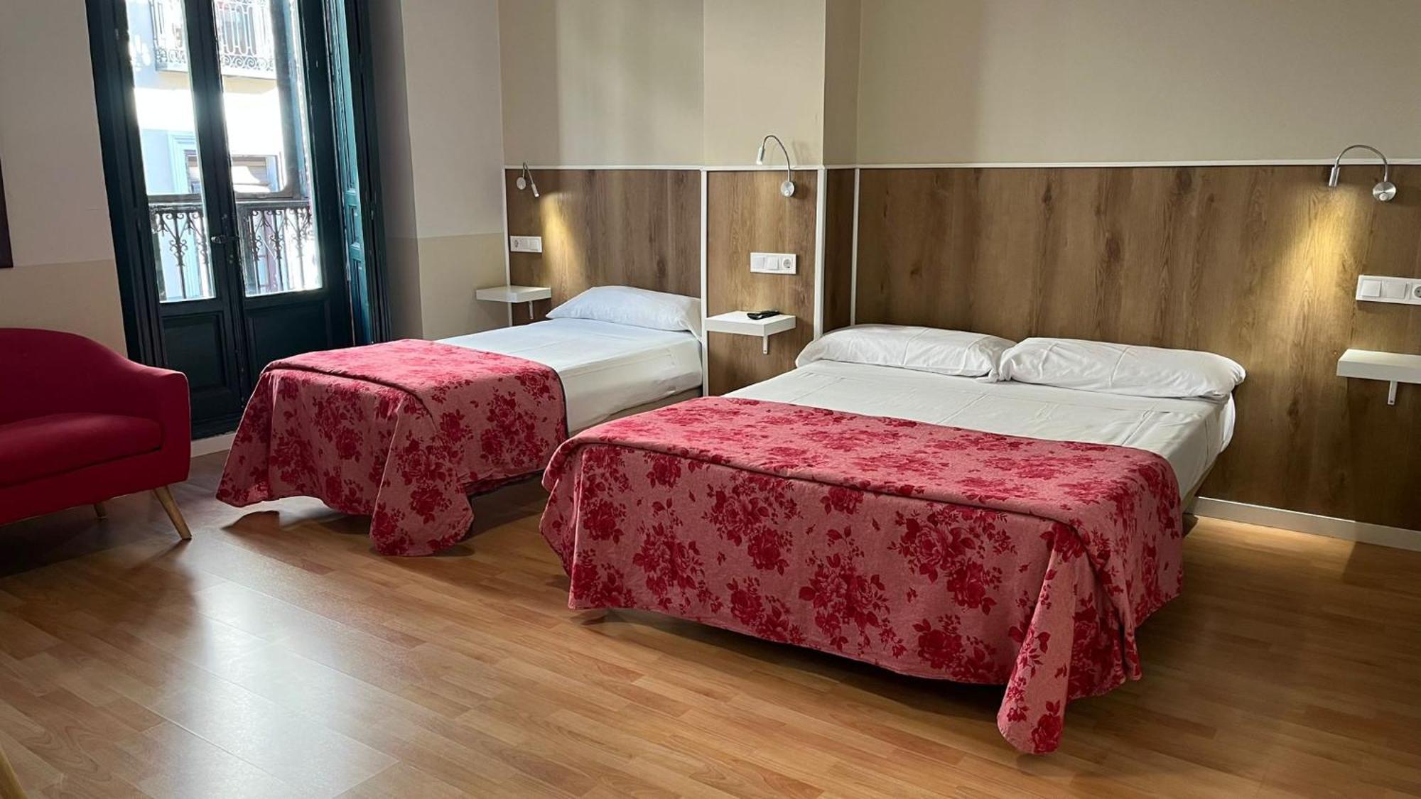Apartamentos Mayor Centro Мадрид Экстерьер фото