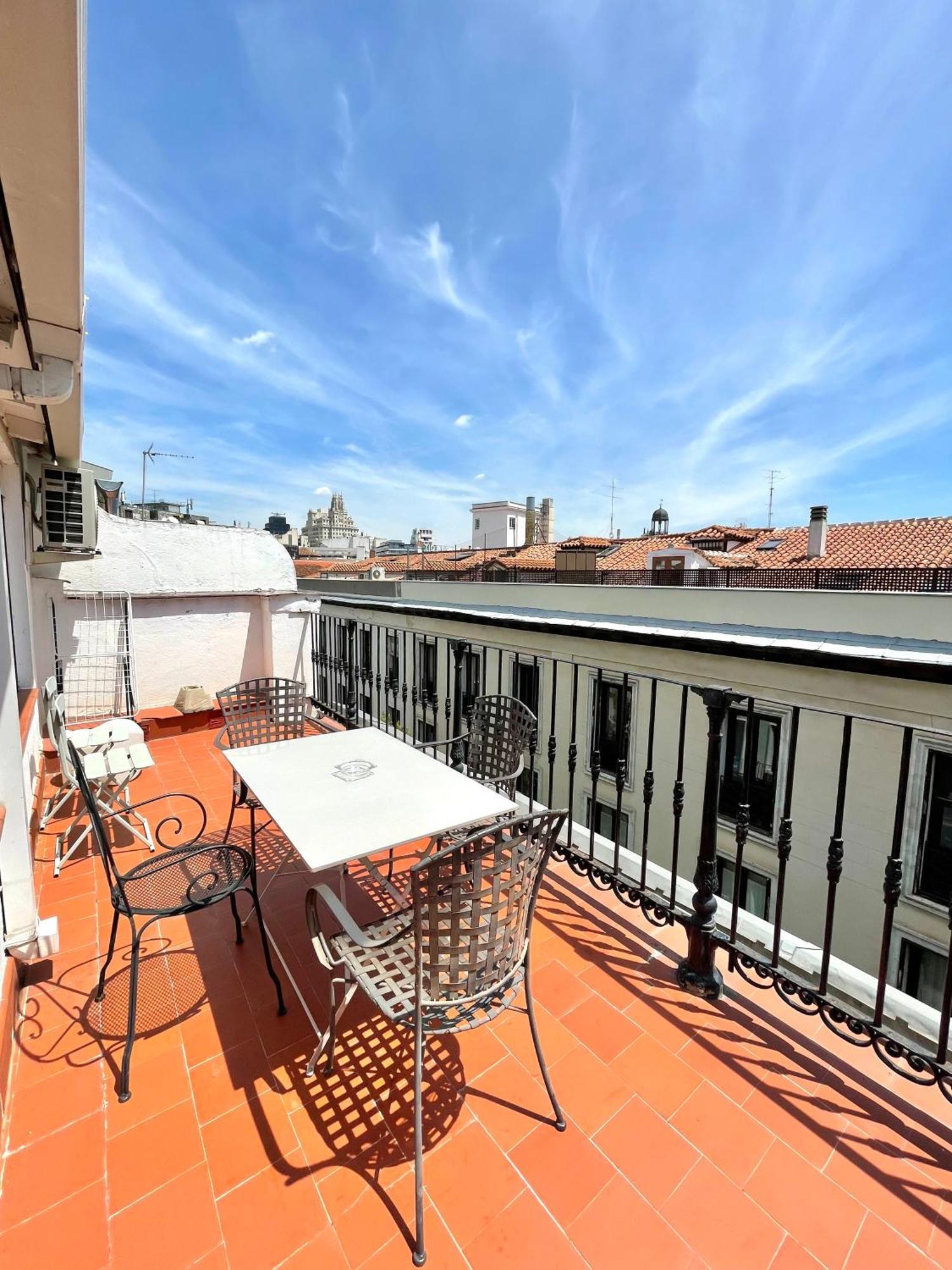 Apartamentos Mayor Centro Мадрид Экстерьер фото